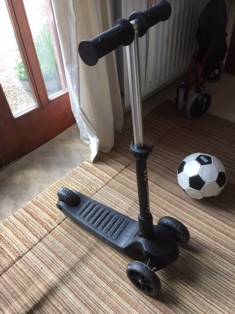 isporter xl led pink & black scooter